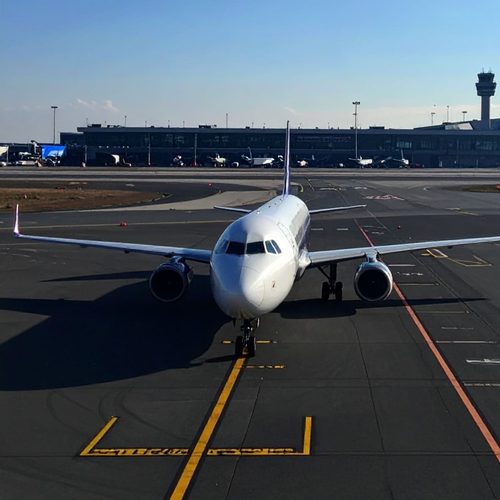 Sfondo landing NCCWeb – Noleggio con conducente premium per tour, transfer aeroporti, porti e province italiane