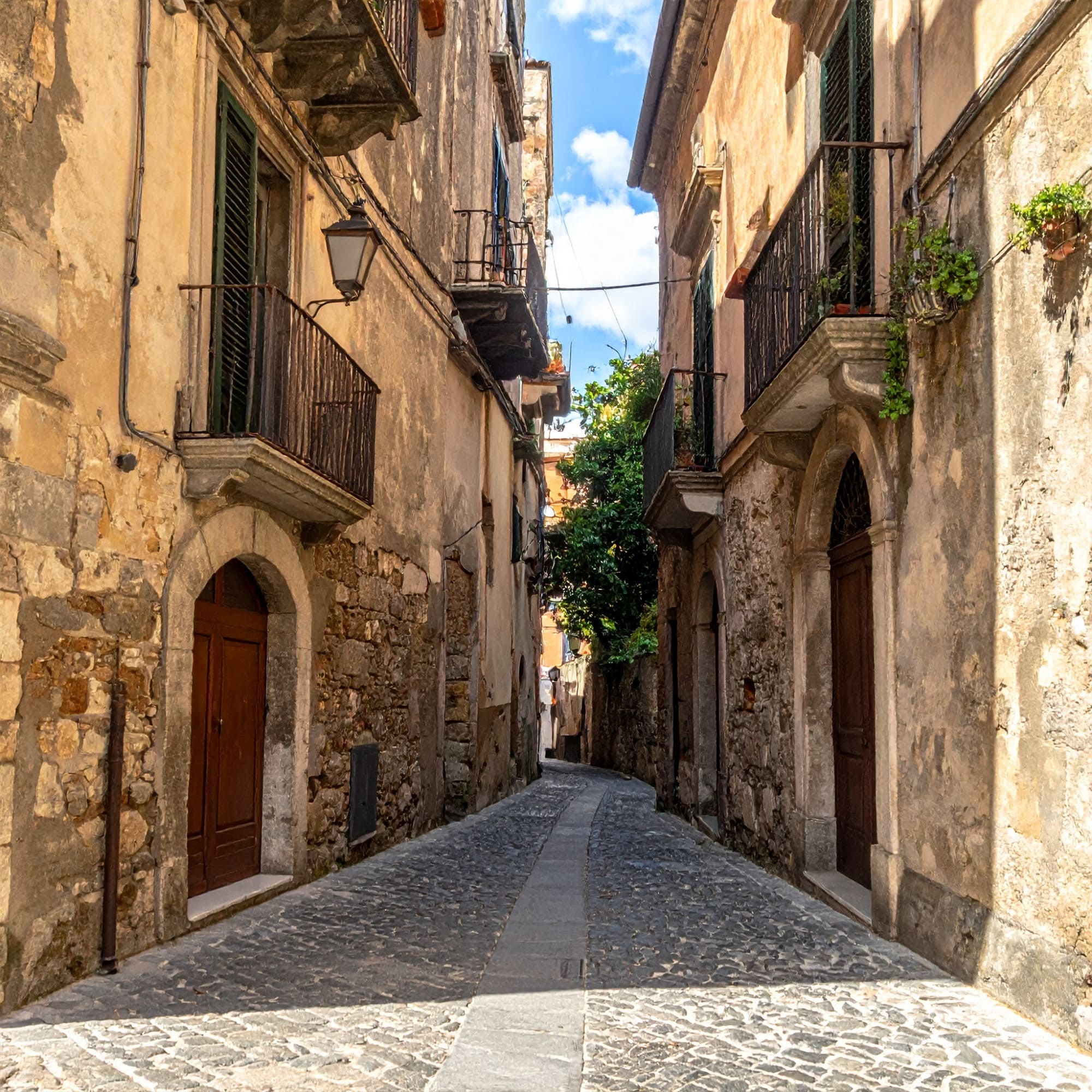 Sfondo landing NCCWeb – Noleggio con conducente premium per tour, transfer aeroporti, porti e province italiane